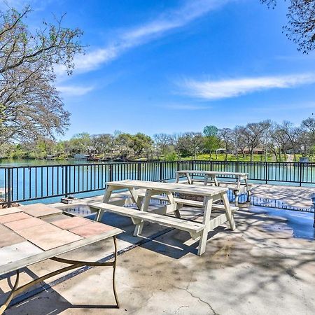 Waterfront Guadalupe River Lodge Home With Dock! Seguin Exterior foto